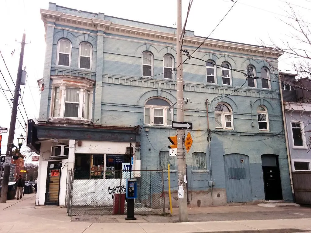 Bnbto Toronto